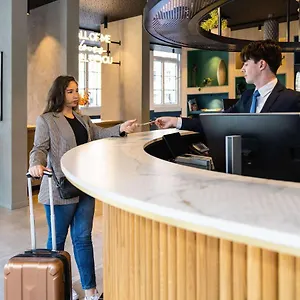 Novotel Off Grand Place Брюссель